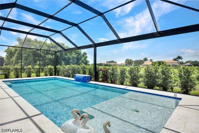 1764 Birdie DR, Naples, FL 34120