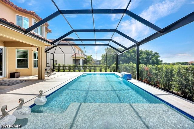 1764 Birdie DR, Naples, FL 34120
