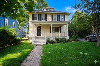 30 Farmcrest Ave, Lexington, MA 02421