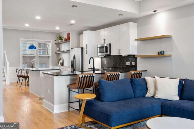 722 Cosmopolitan Drive NE, Atlanta, GA 30324