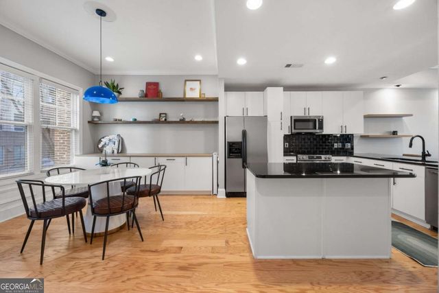 722 Cosmopolitan Drive NE, Atlanta, GA 30324