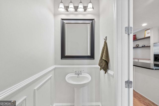 722 Cosmopolitan Drive NE, Atlanta, GA 30324