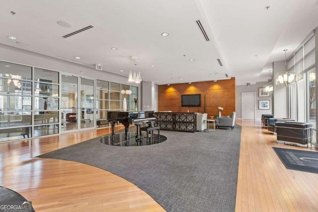 722 Cosmopolitan Drive NE, Atlanta, GA 30324