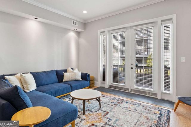 722 Cosmopolitan Drive NE, Atlanta, GA 30324