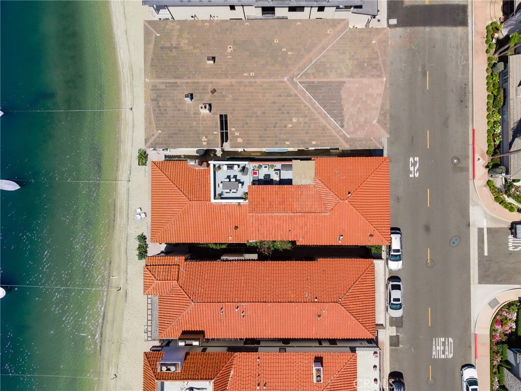 423 Via Lido Soud, Newport Beach, CA 92663 — photo 4