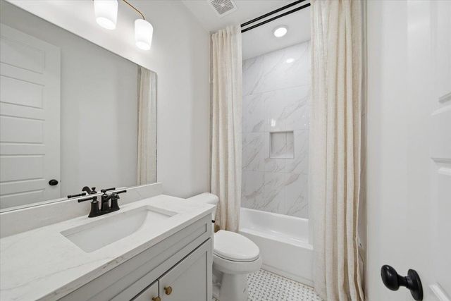 12069 W STROMNESS CV W, Arlington, TN 38002