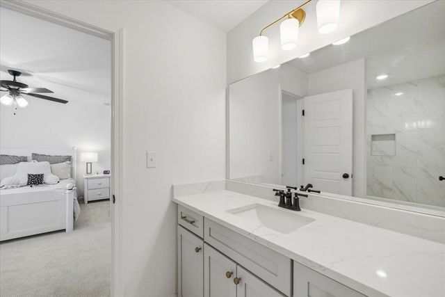 12069 W STROMNESS CV W, Arlington, TN 38002