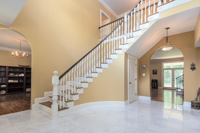 860 KEOUGH DR, Piperton, TN 38017