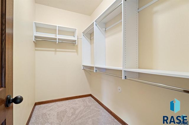 7110 S Bridger Pl Place, Sioux Falls, SD 57108