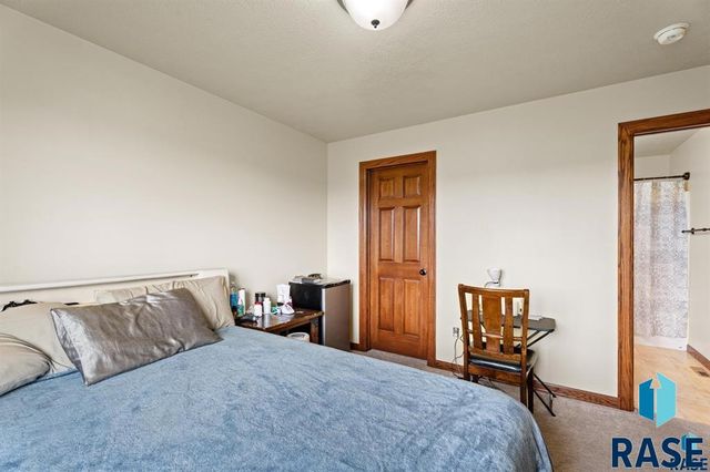 7110 S Bridger Pl Place, Sioux Falls, SD 57108