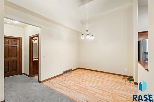 7110 S Bridger Pl Place, Sioux Falls, SD 57108