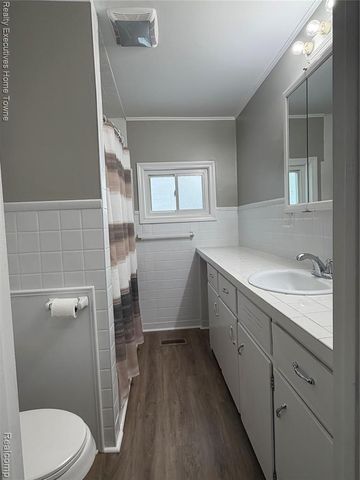 2525 19th Avenue, Port Huron, MI 48060