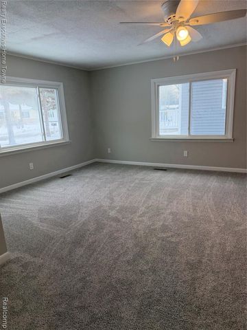 2525 19th Avenue, Port Huron, MI 48060