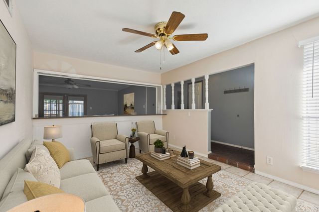 3209 Seaside Street, Irving, TX 75062