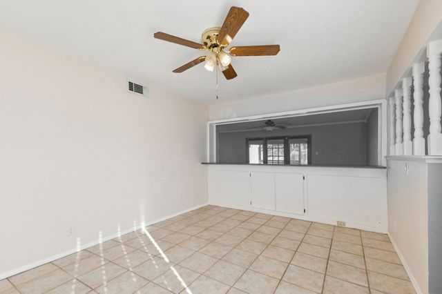 3209 Seaside Street, Irving, TX 75062