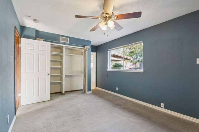 3209 Seaside Street, Irving, TX 75062