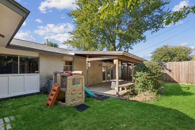 3209 Seaside Street, Irving, TX 75062