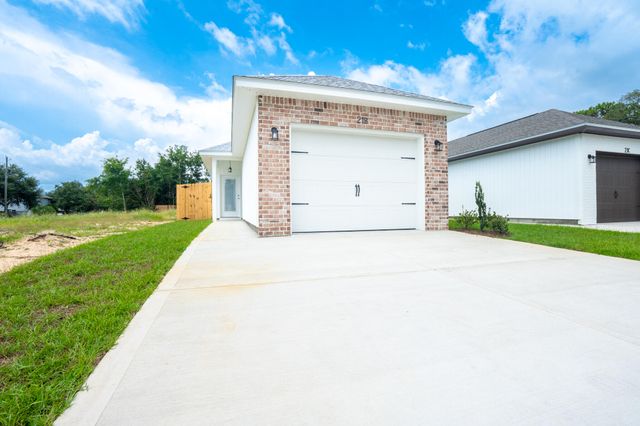 21 B 5th Avenue, Shalimar, FL 32579