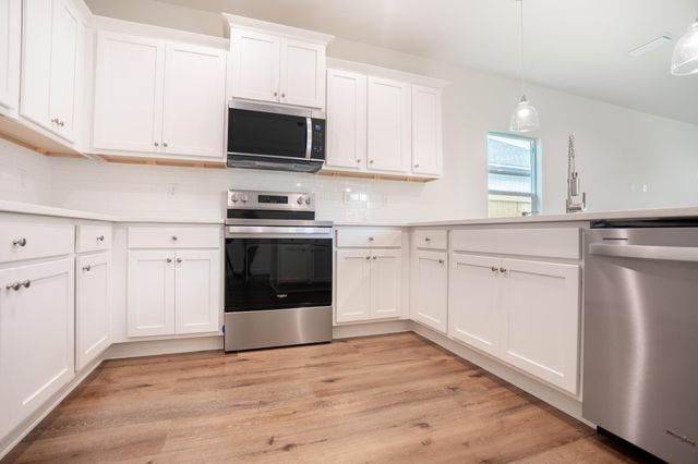 21 B 5th Avenue, Shalimar, FL 32579