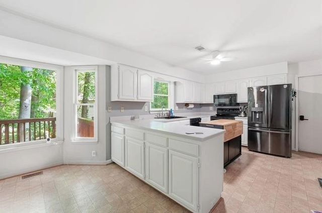 4204 AVON, Dumfries, VA 22025