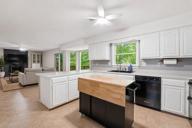 4204 AVON, Dumfries, VA 22025