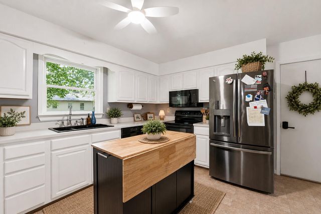 4204 AVON, Dumfries, VA 22025