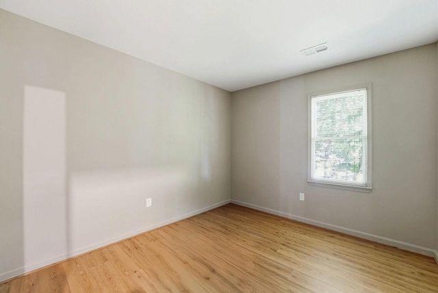4204 AVON, Dumfries, VA 22025