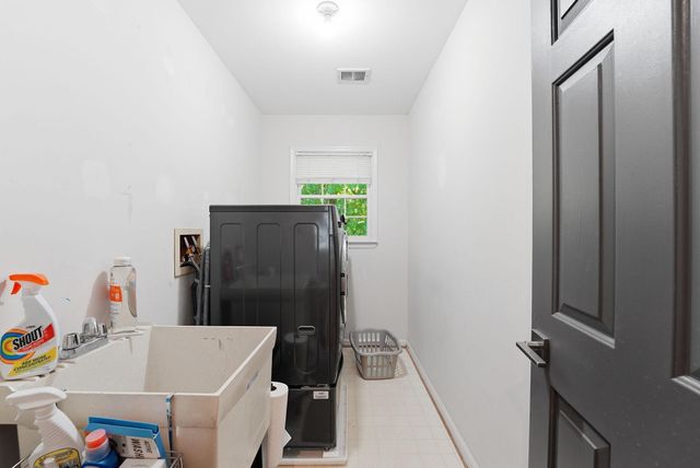 4204 AVON, Dumfries, VA 22025