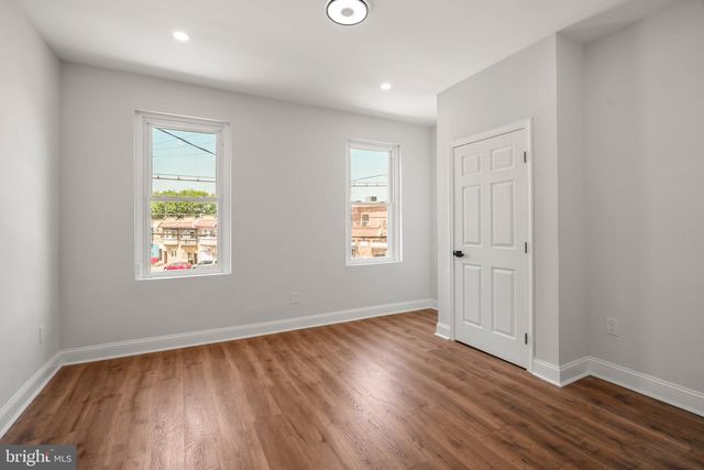 895 N 66TH ST, Philadelphia, PA 19151
