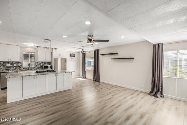 2727 E UNIVERSITY Drive 120, Tempe, AZ 85288