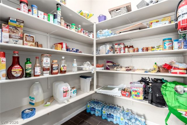 10814 Faulkner Run Avenue, Las Vegas, NV 89166