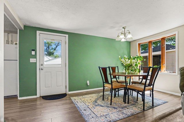 2510 Woodmont Drive, South Bend, IN 46614