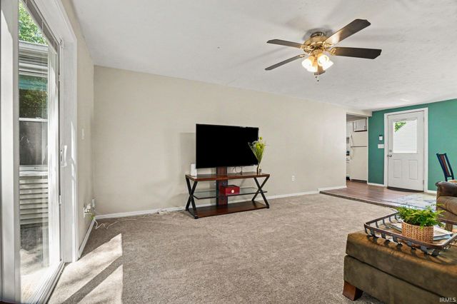2510 Woodmont Drive, South Bend, IN 46614