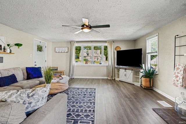 2510 Woodmont Drive, South Bend, IN 46614