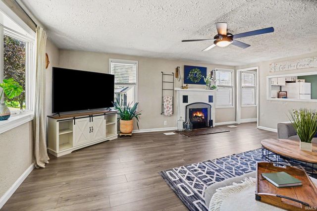 2510 Woodmont Drive, South Bend, IN 46614