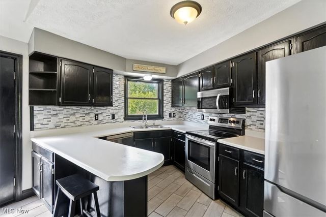 2712 Sycamore Lane, Stockport, OH 43787