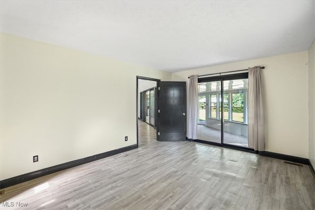 2712 Sycamore Lane, Stockport, OH 43787