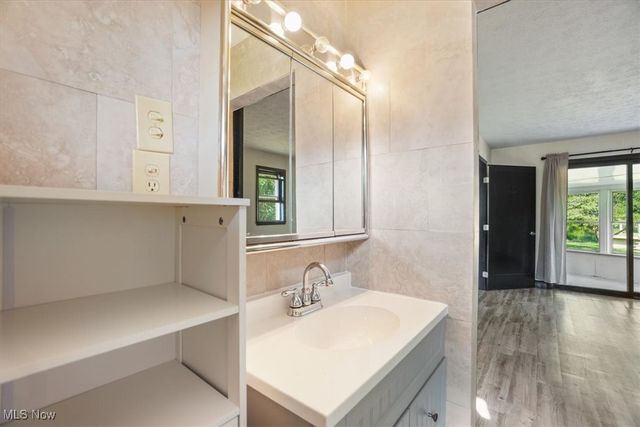 2712 Sycamore Lane, Stockport, OH 43787