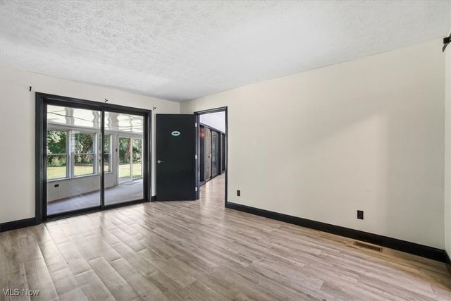 2712 Sycamore Lane, Stockport, OH 43787