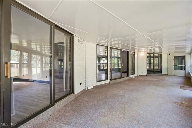 2712 Sycamore Lane, Stockport, OH 43787