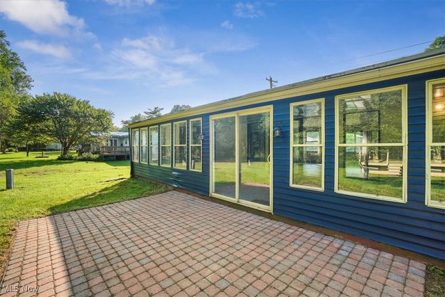 2712 Sycamore Lane, Stockport, OH 43787