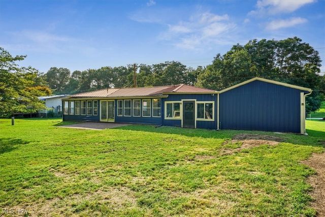 2712 Sycamore Lane, Stockport, OH 43787