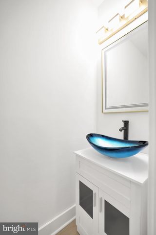 623 LONGFELLOW ST NW, Washington, DC 20011