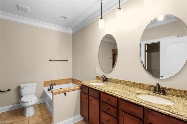 1444 Neville Gardens Lane, Winston-salem, NC 27103