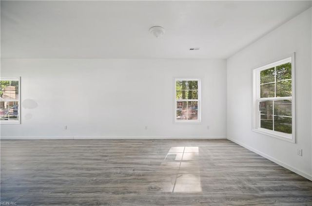 2133 Arizona AVE, Suffolk, VA 23434