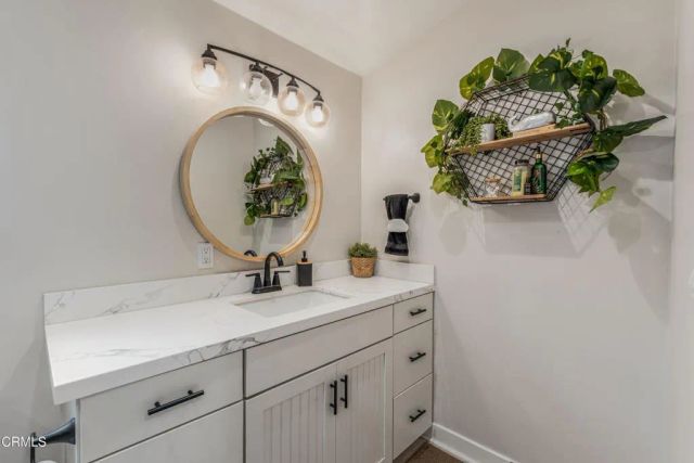 3880 Loma Vista Road, Ventura, CA 93003