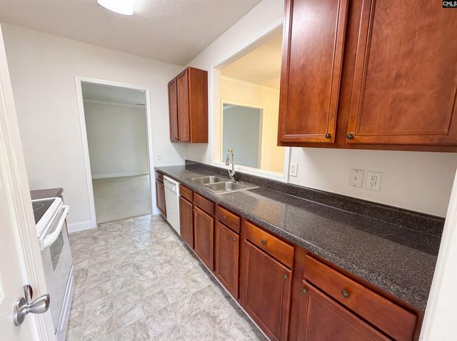 227 Faversham Lane, Columbia, SC 29229