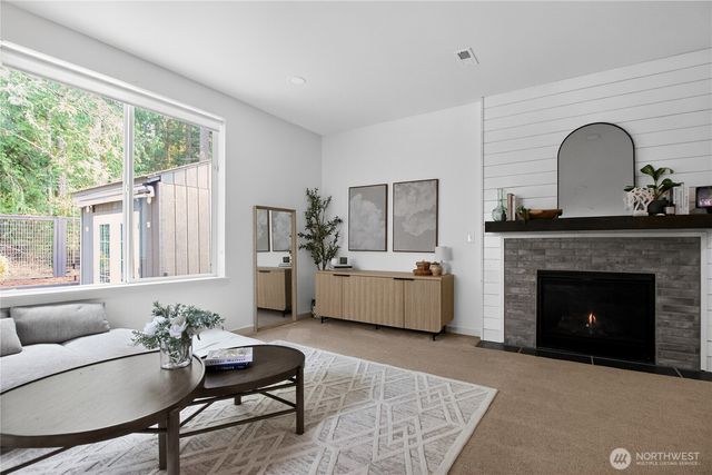 25900 243rd Avenue SE, Maple Valley, WA 98038