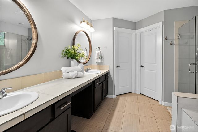 25900 243rd Avenue SE, Maple Valley, WA 98038