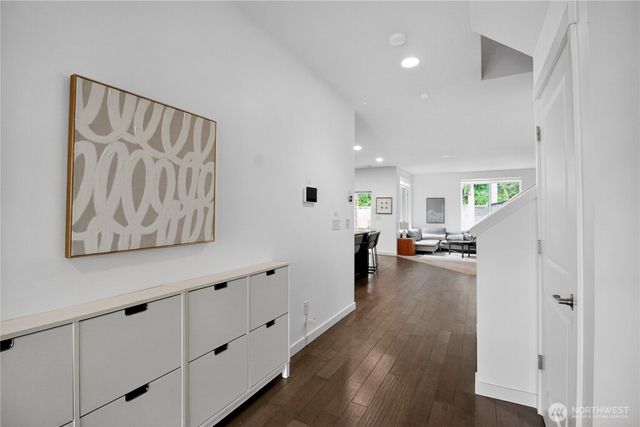 25900 243rd Avenue SE, Maple Valley, WA 98038